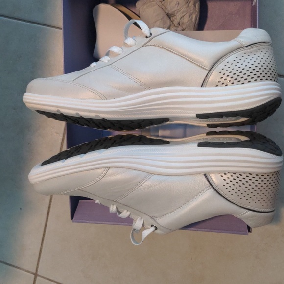 Aravon - Womens Beaumont Lace Memory Foam Lifestyle Casual Sneakers - Picture 3 of 9